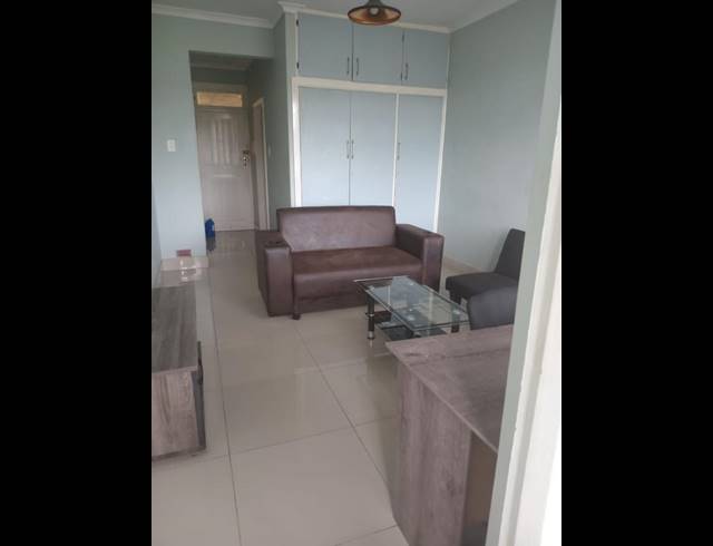 1 BEDROOM PROPERTY TO RENT IN GLENWOOD